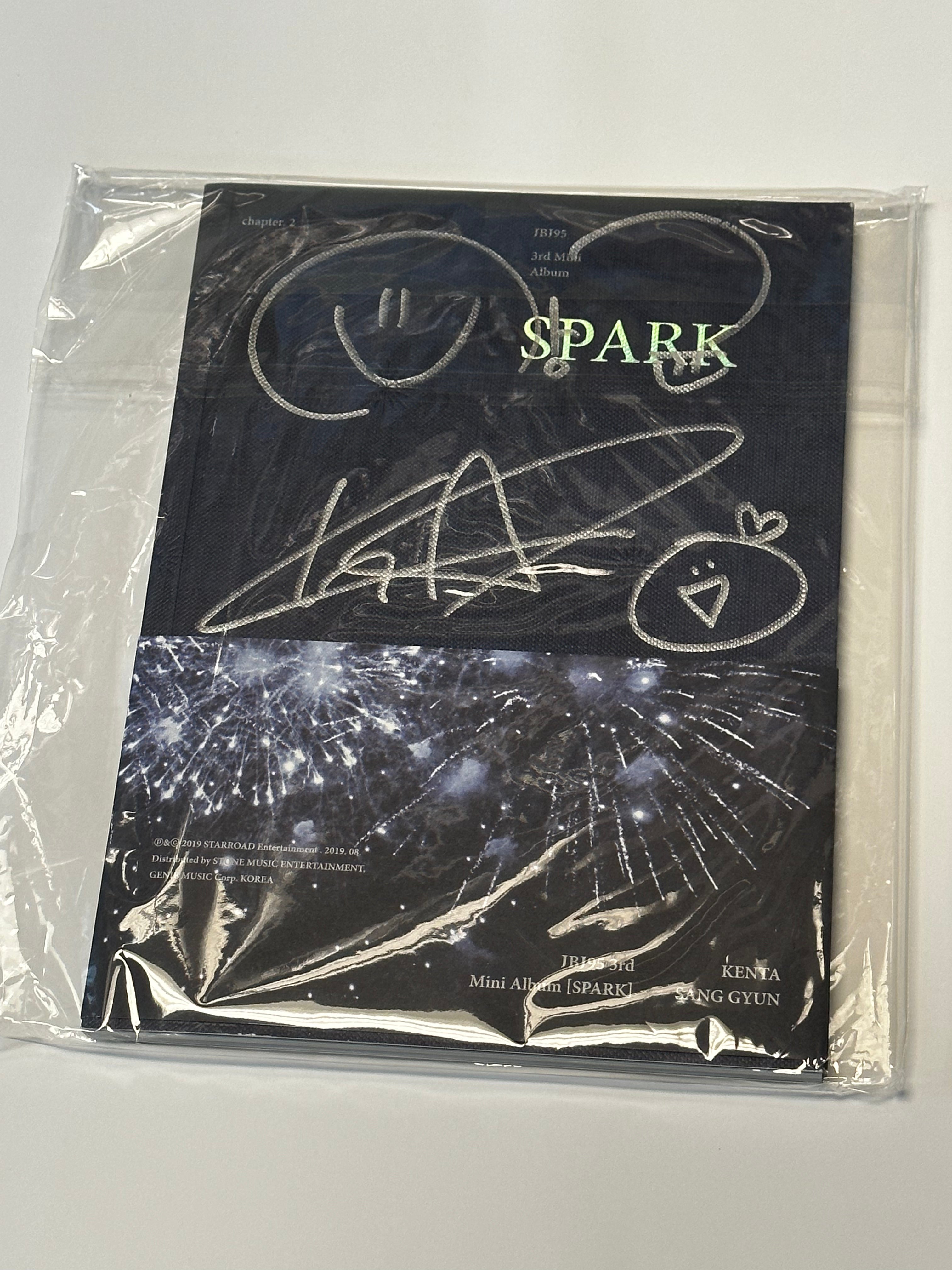 SIGNED] JBJ95 - SPARK (BLUE VER.) – KPOP Store in USA