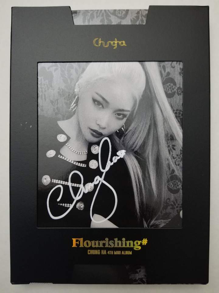 CHUNGHA Hands on Me MWave Album Signed Autographed online