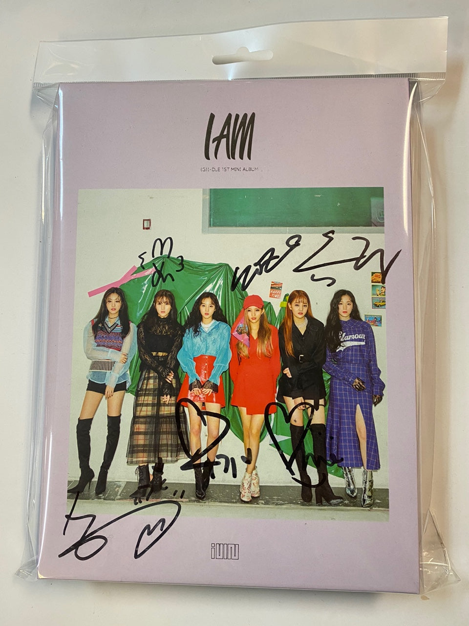 (G)i-dle Autographed Album - I AM (ONLINE ONLY)