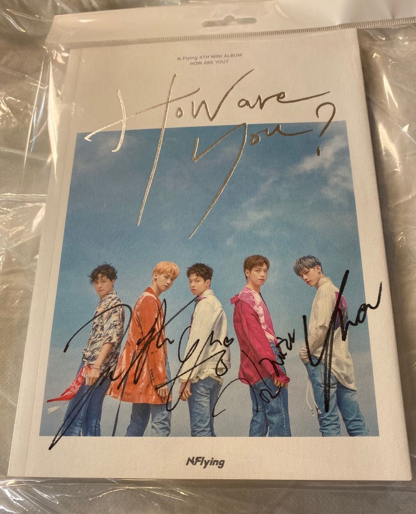 Store N.Flying Signed Album