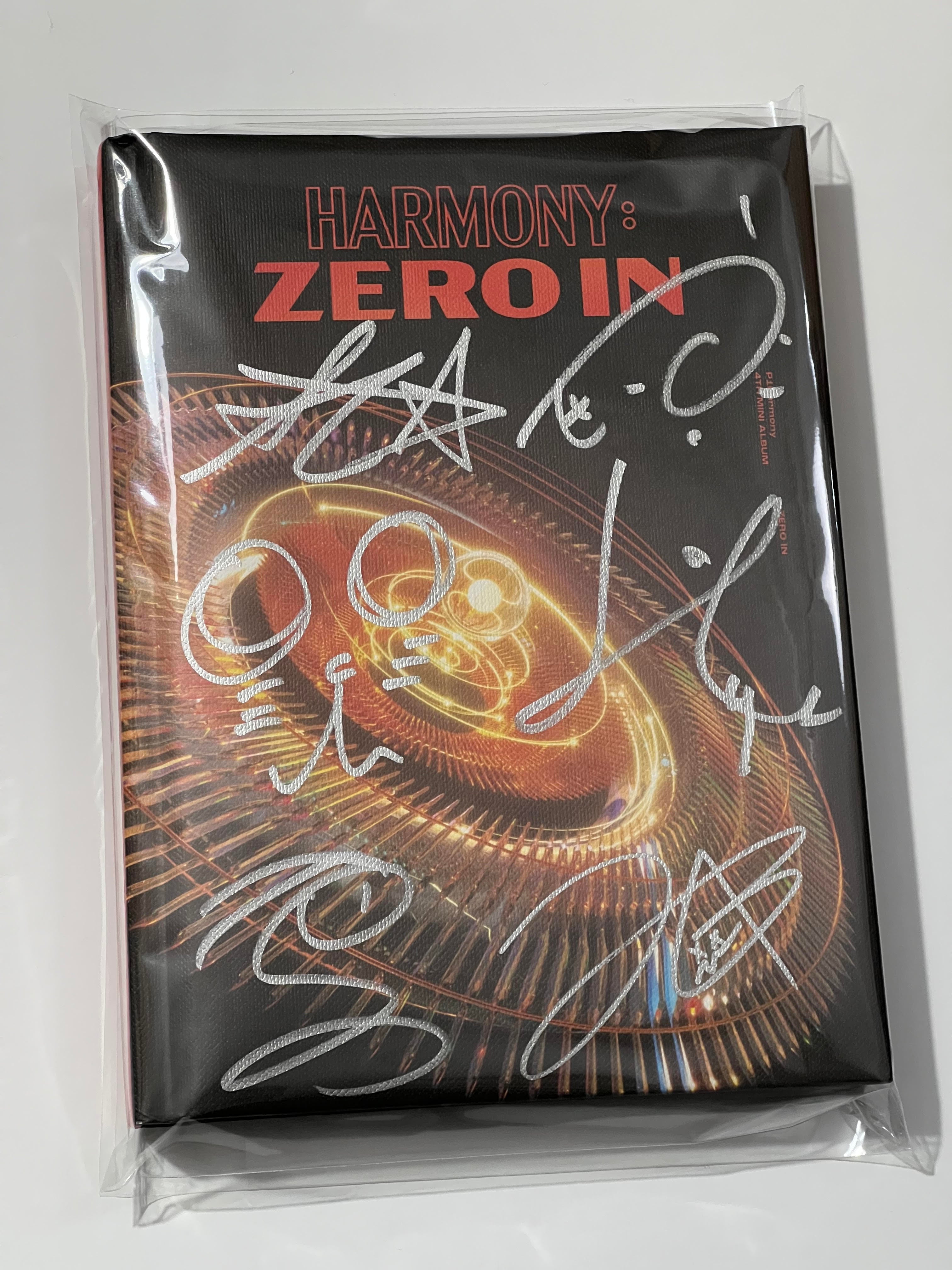 P1Harmony Zero In - Signed factory album