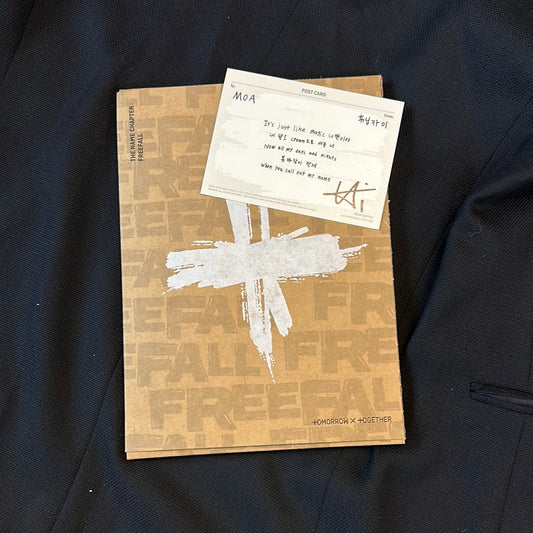 TXT - THE NAME CHAPTER : FREEFALL - Hueningkai autographed post card